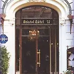 Bristol מלון 3*