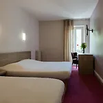 Bristol 3*