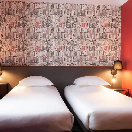 Bristol Hotel 3*