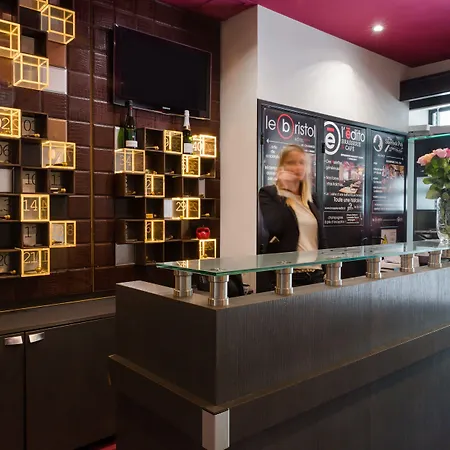 Hotel Bristol 3*