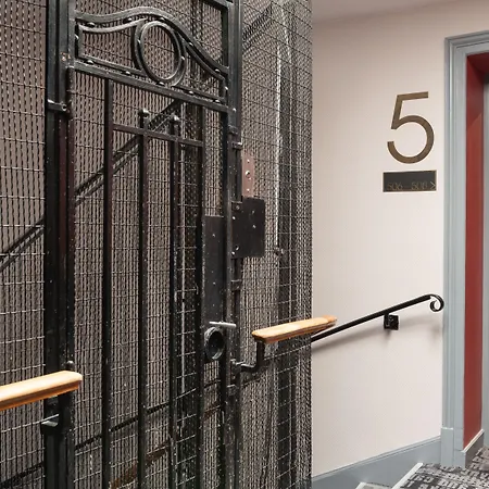 Hotel Bristol 3*