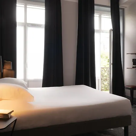 Ξενοδοχείο Bristol