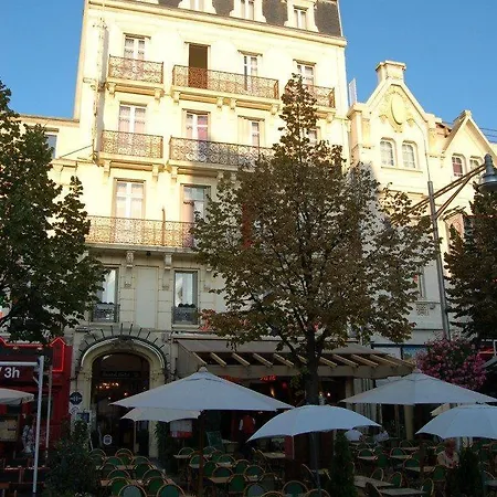 Bristol Hotel 3*