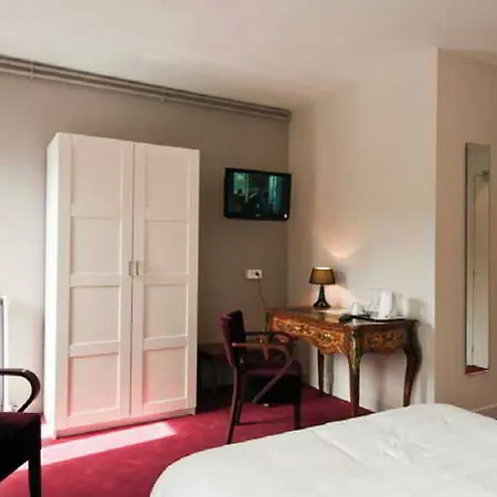 Szálloda Bristol 3*