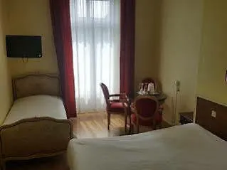 Ξενοδοχείο Bristol