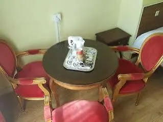 Bristol Hotel 3*